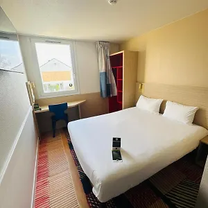 Roissy Hotel